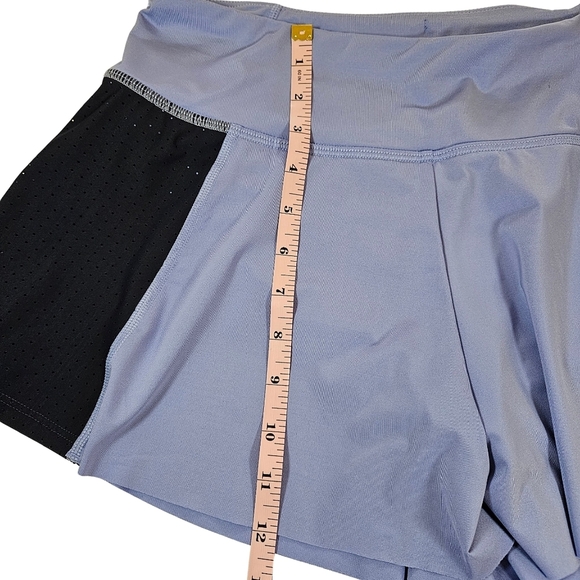 Athleta Cross Train Short, Blue, Size Small - Picture 16 of 16